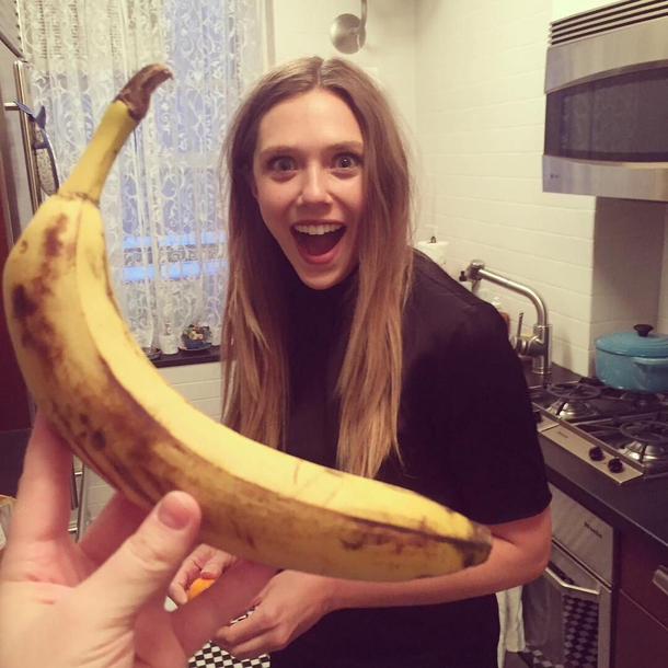 Elizabeth Olsen banana for scale