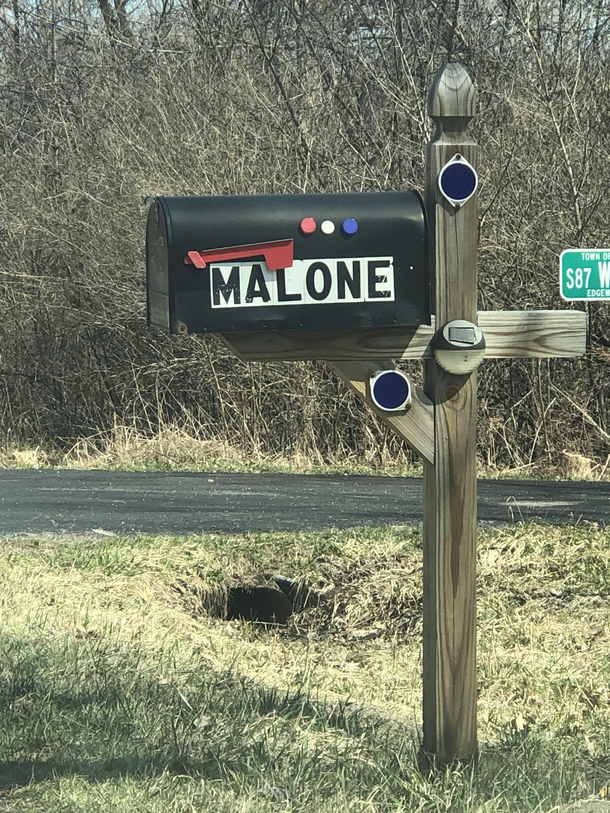 Every day on my way home I pass this mailbox and I always live while muttering Post Malone