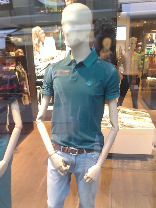 Finally a mannequin that adequately reflects how buff I look in polo shirts
