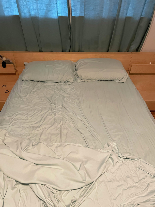Finally proved to my wife that shes a chaotic sleeper