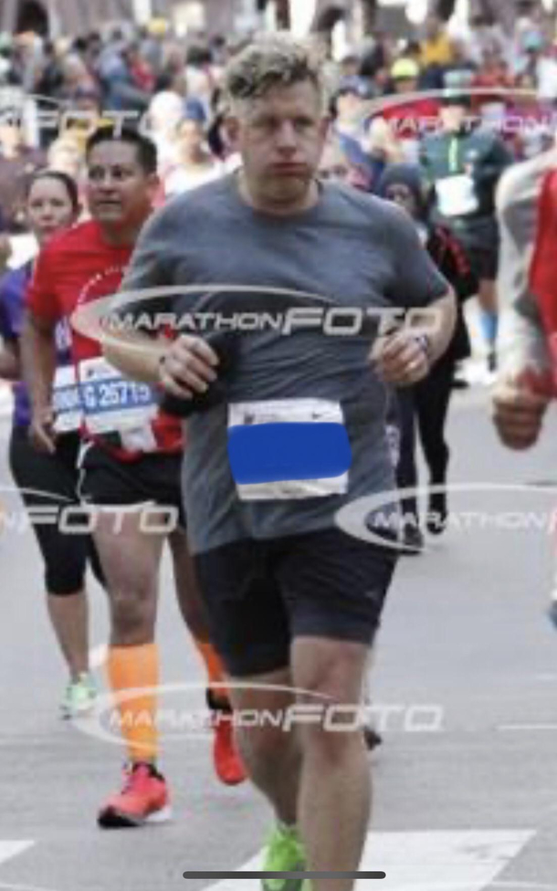Forget the perfectly timed glamour running pictures and allow me to present my mile  face Chicago Marathon