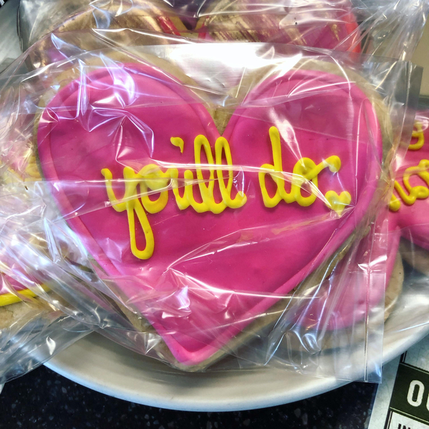 Found the worlds most indifferent Valentines cookie today
