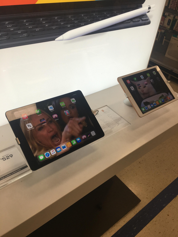 Found this in the shops and no i didnt set this up