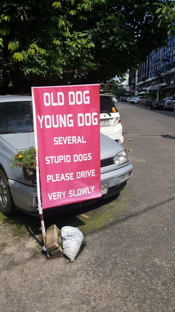 Found this sign in Thailand