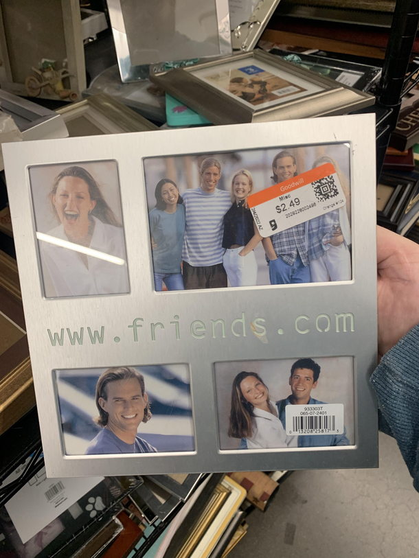 Friendscom For products that make it look like you have a social life 