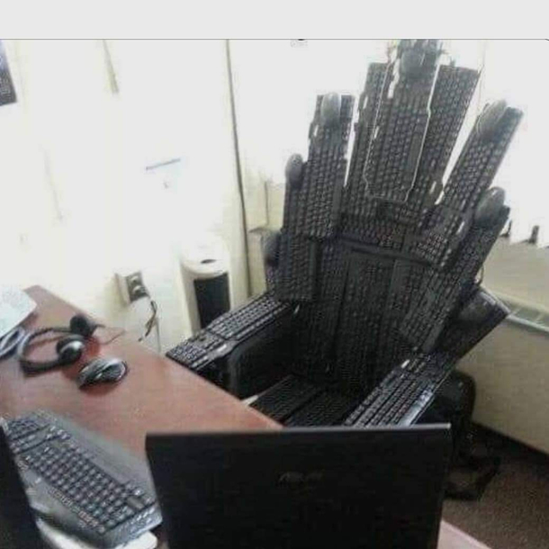 Game of keyboards