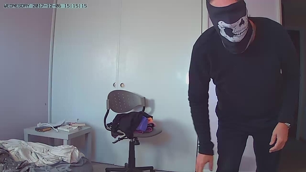 Got a notification from my cat camera that motion was detected just my dad