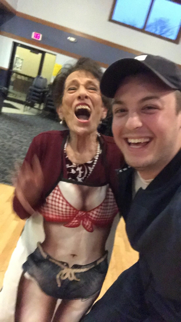 got my gram a new apron for her th birthday this is the moment she realized what was on it