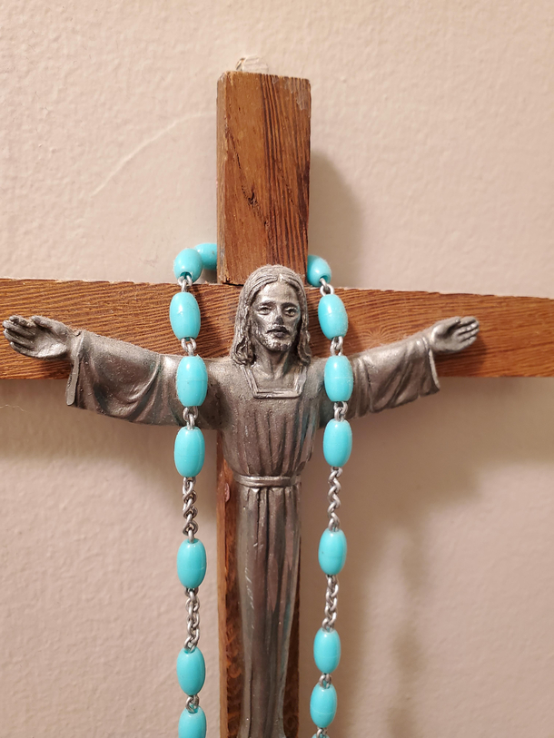 Hee Hee is risen