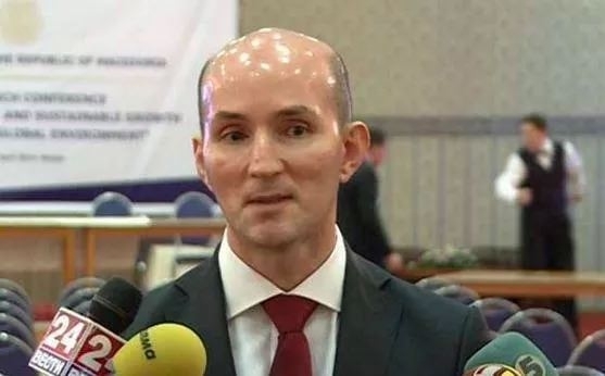 His head is brighter than my future