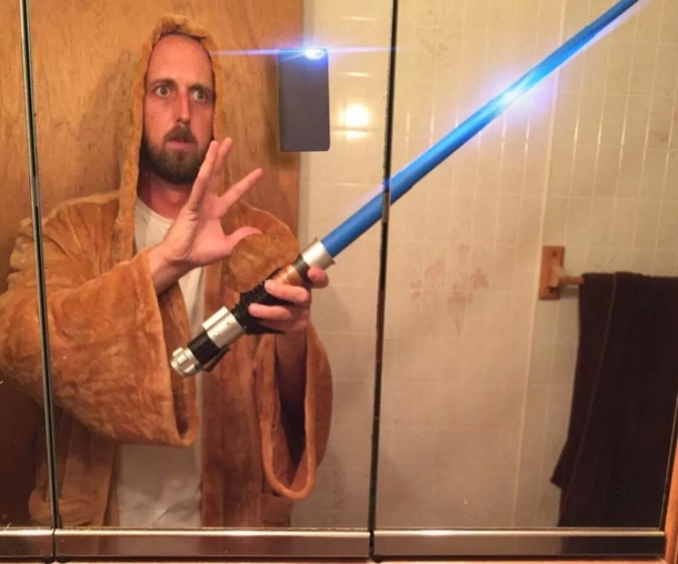 How a Jedi takes a Halloween selfie
