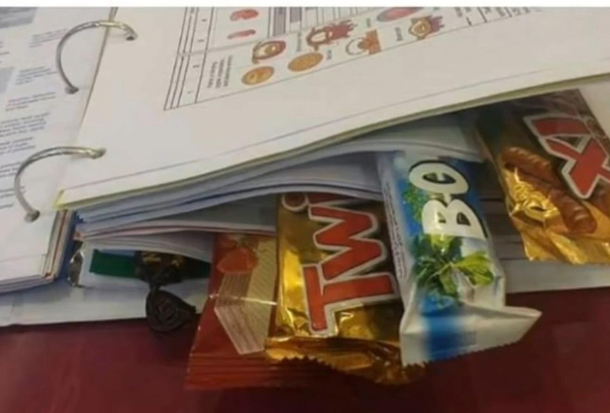 How my roommate motivates himself to study