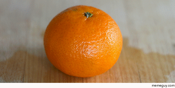 How to peel an orange in  cuts