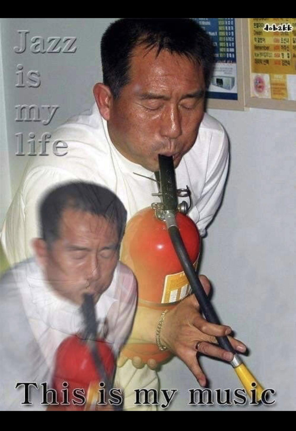 I am saxy jazz man