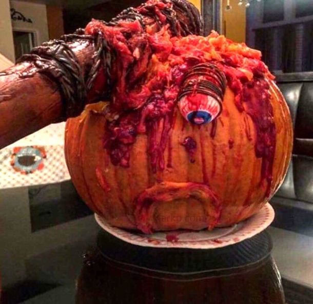 I didnt carve my pumpkin this year