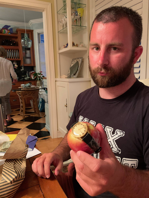 I got an Apple Watch for my birthday