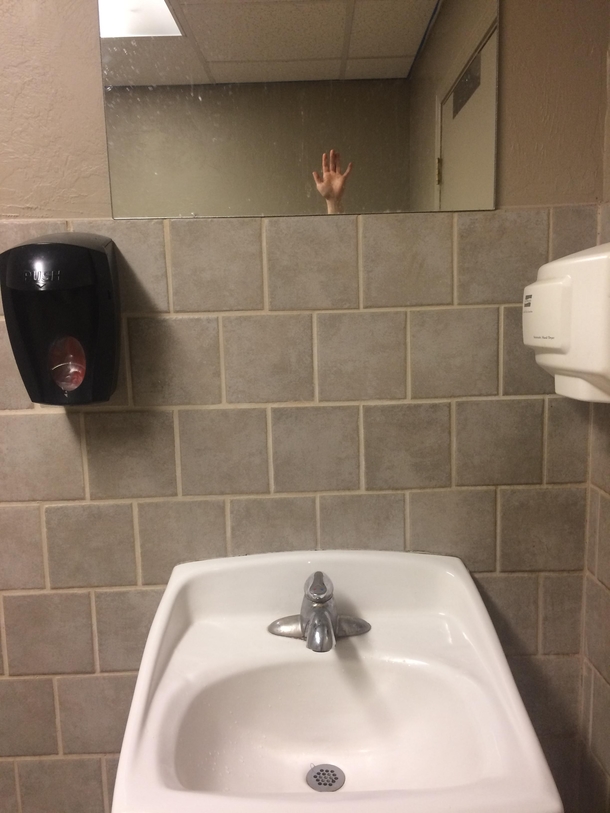 I know Im short  but this is just ridiculous