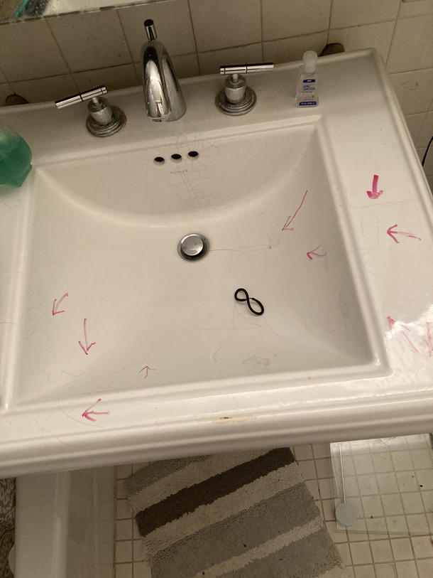 I moved in with my dad a little over a month ago He asked me to clean my hair from the bathroom sink I told him I didnt know what he was talking about This evening I came home to this