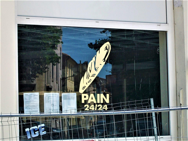 I noticed in southern France they really like to smash those with gluten intolerence