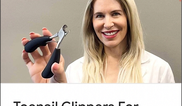 I really do wonder if that is her actual hand