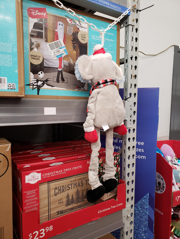 I see you Walmart employee I see you