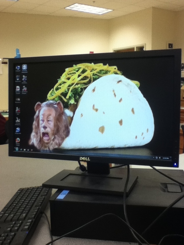 I set this as my friends background She doesnt know how to change it