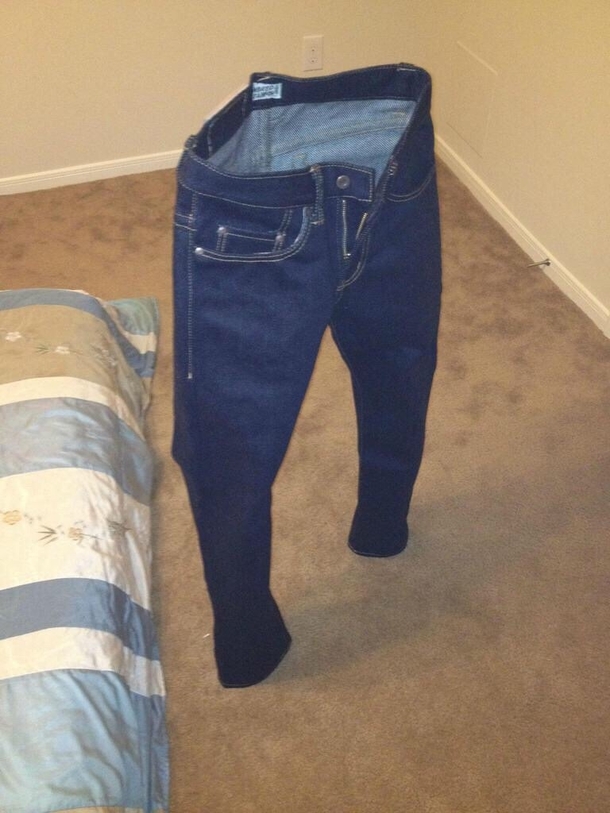 I think jimmy neutrons evil pants are back