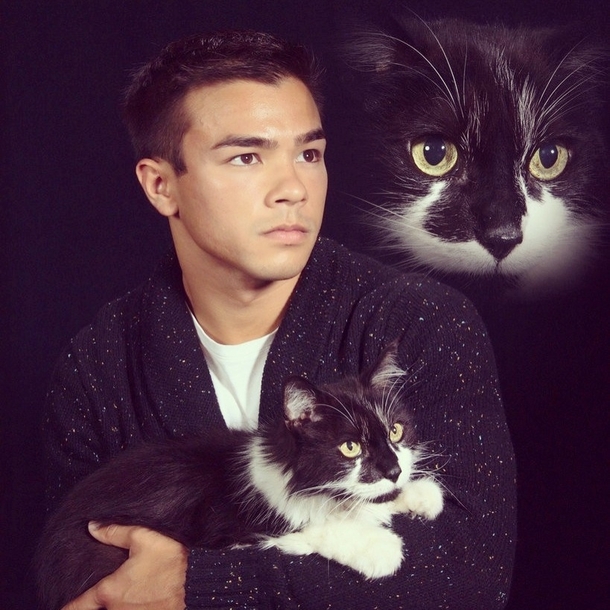 I took a picture with my cat I hope you guys like it