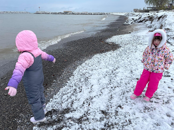 I took my  year old niece to the beach It was not the scenario she had anticipated