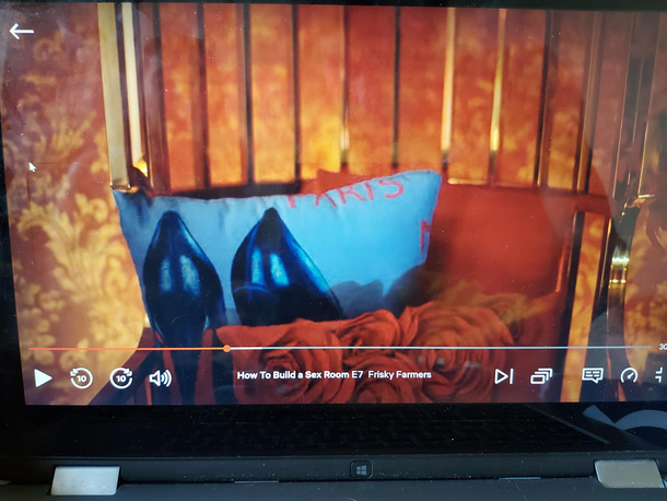I was watching how to build a sex room and I couldnt figure out why anyone would write FARTS on a pillow