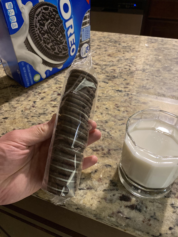 I went to Costco today before lunch and ended up bringing home a box of Oreos Im super surprised they come so conveniently packaged into single serving sleeves