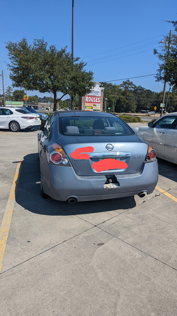 I wonder what the towing capacity is on a Nissan Altima