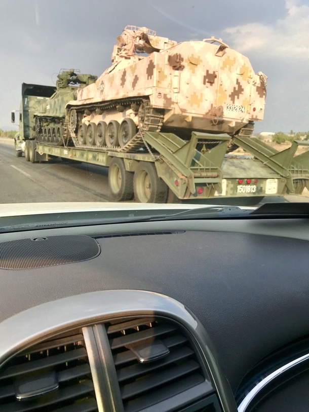 I wonder what these guys are gonna load in this empty trailer