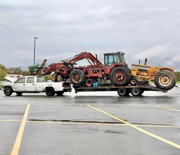 Id hate to meet this guy on the road