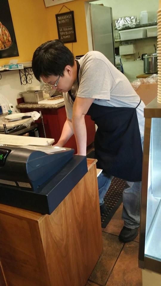 If this guy puts any more pressure on his arm while taking my order im calling  right away