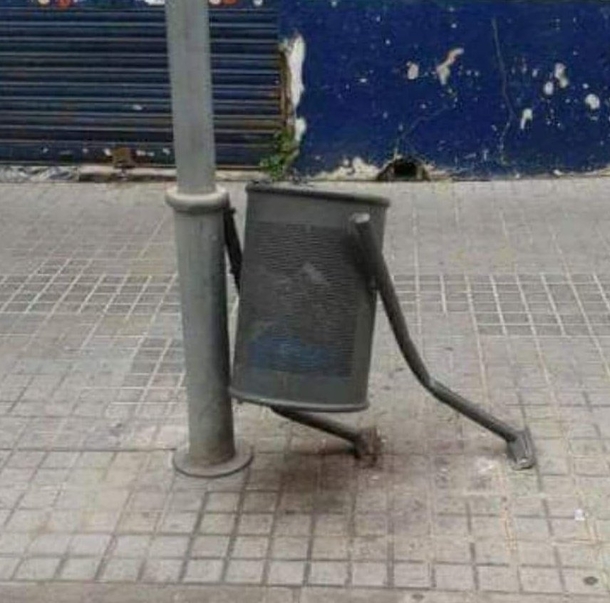 Im certain this bin is drunk