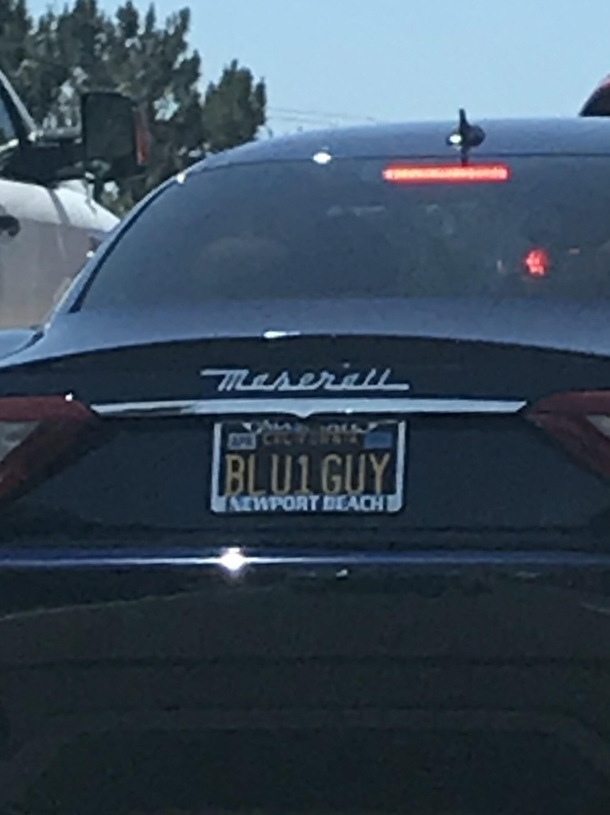 Im sure this guy thought he was being crafty because the color of his car is dark blue but did he not say it out loud