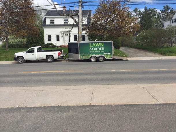 In the criminal lawn system high grass offences are considered especially heinous In Canada the dedicated workers who trim these vicious felonies are members of an elite squad known as the Special Mowing Unit These are their stories DUN DUN