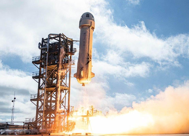 Jeff Bezos and Blue Origin built the least cool looking rocket ship of all time What does it look like to you