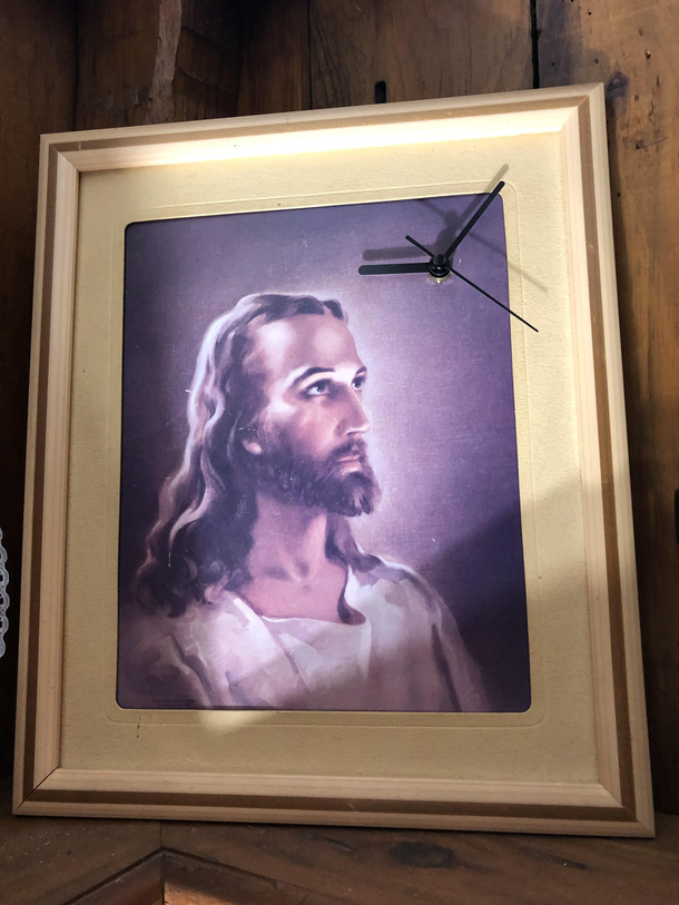 Jesus would you look at the time After seeing the Jesus clock a while back inspiration struck Added a clock kit to parents framed pic of Jesus Now we wait to see how long it takes them to notice