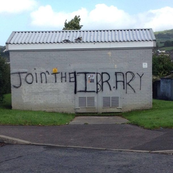 Join the IRA graffiti modified in Strabane Ireland X-post from rIreland