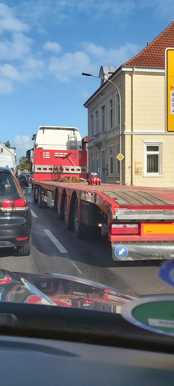 Just another heavy transport seen last week