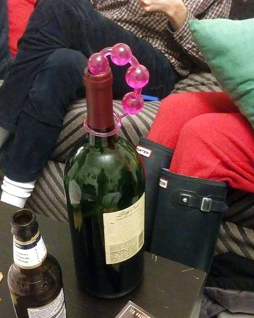 Just dont pull the stopper out too quickly
