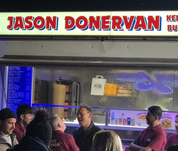 Kebabs make good Neighbours