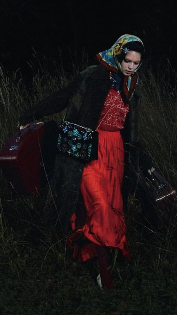 Kendall Jenner looks like a Polish mother fleeing from the Nazis