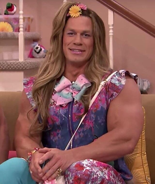 Kimmy was really hitting the gym between seasons of Fuller House