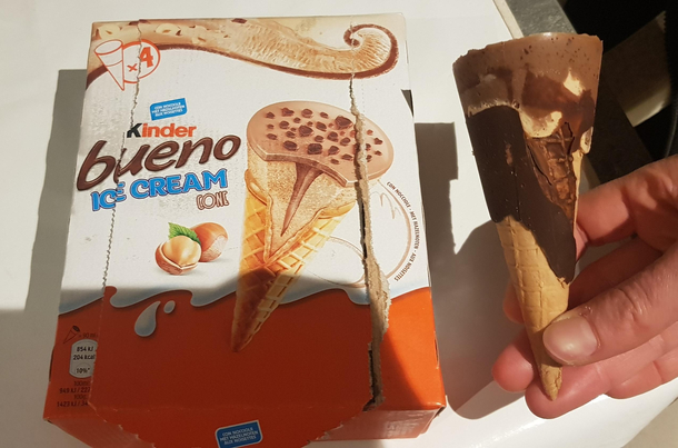 Kinder bueno ice cream