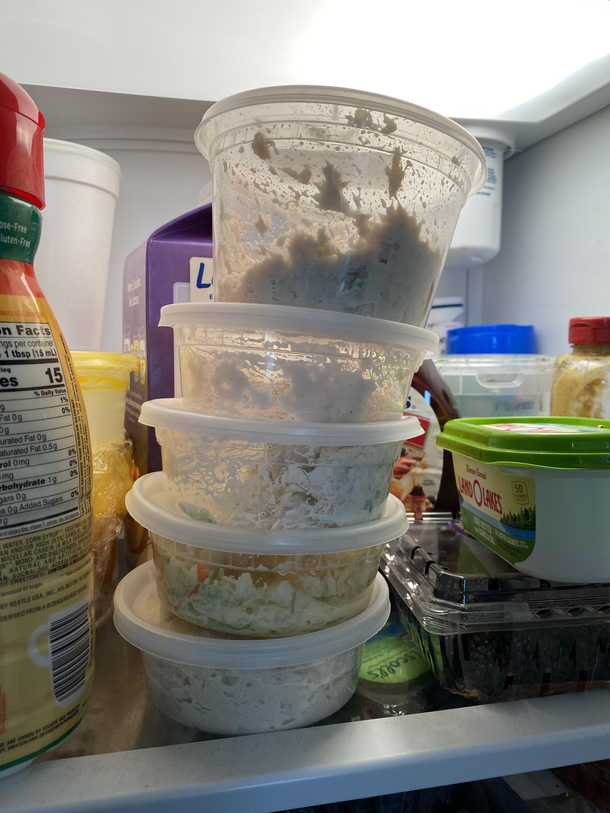 Leaning tower of Deli