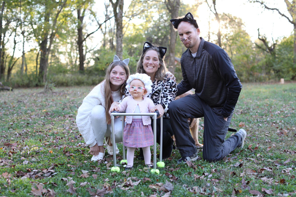 Lil old cat lady and her three kitties Sister and her family 