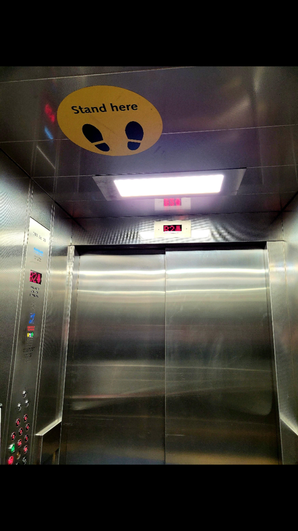 Lionel Ritchies elevator
